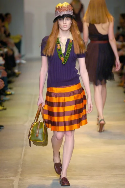 Look 25